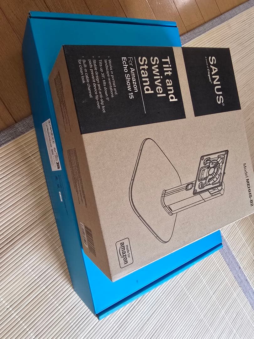 Echo Show 15 (スタンド付き) –Alexa搭載スマートディスプレイ