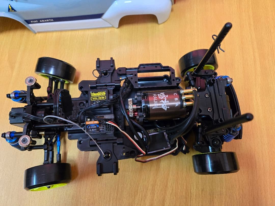 ミニドリ車　Tamiya M-05 RCカー ボディ付き メカ無し