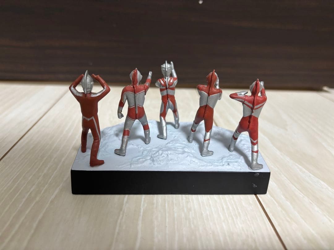 ウルトラ怪獣戯画 輝け!ウルトラ五兄弟 ウルトラ名鑑 フィギュア