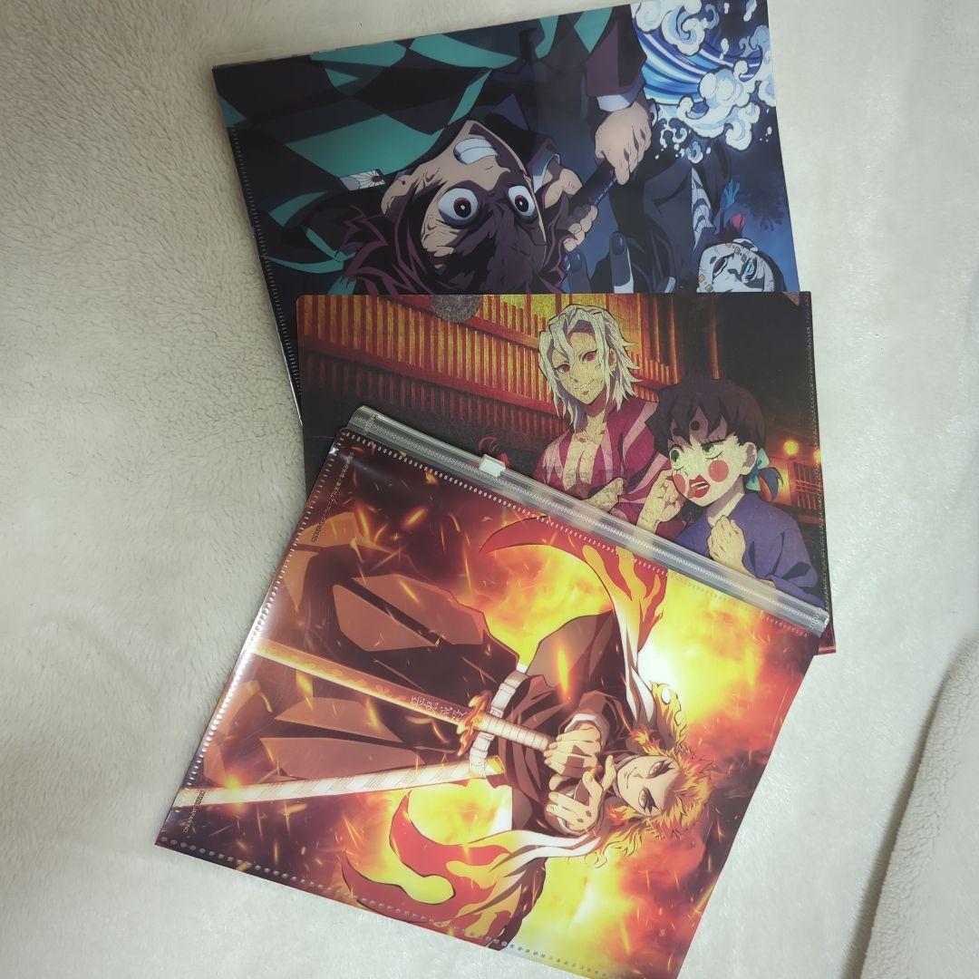 鬼滅の刃色紙　特典クリアファイル　特典缶バッチ　グッズ　シール　映画パンフレット