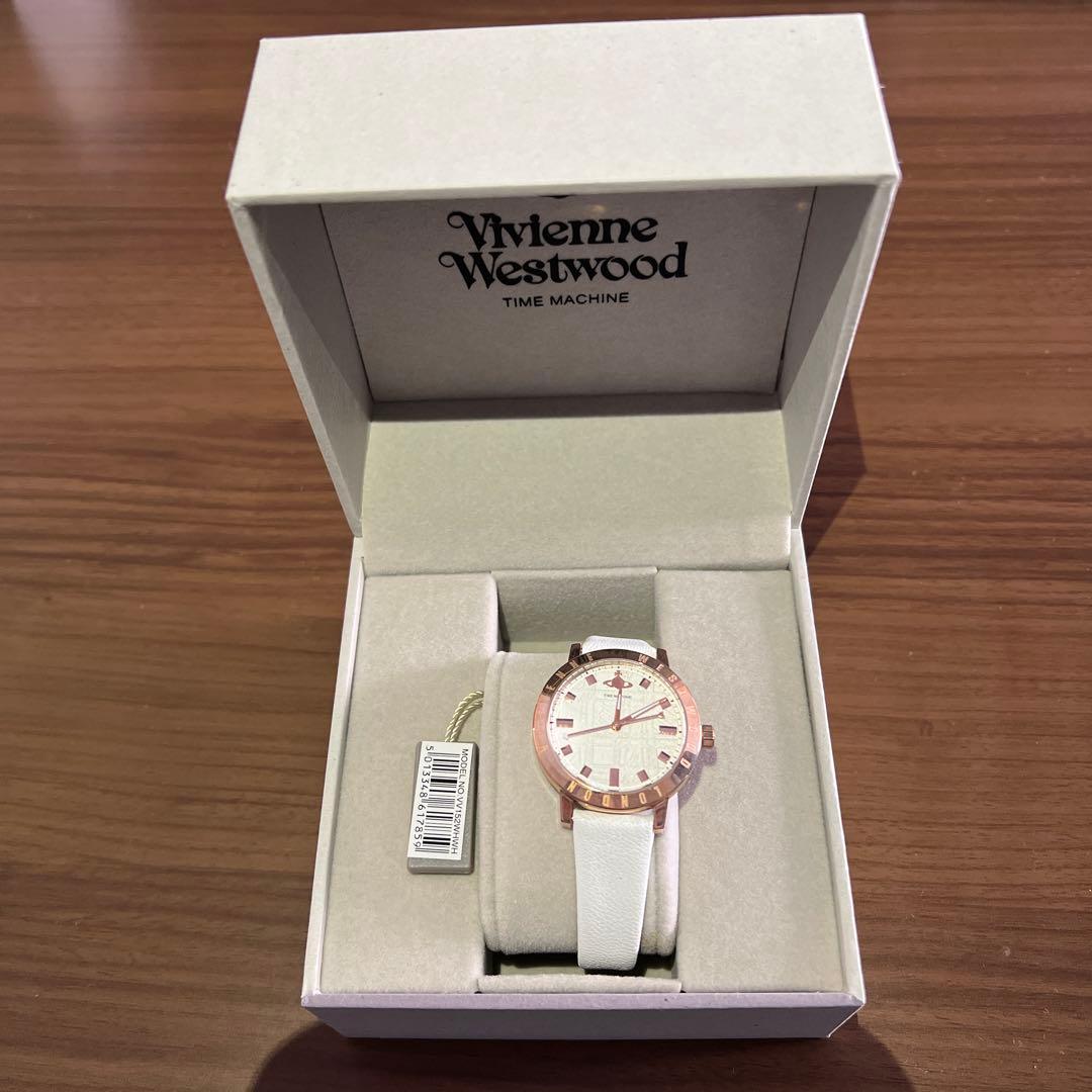 ヴィヴィアンウエストウッド腕時計 レディース　 型番　VV152WHWH