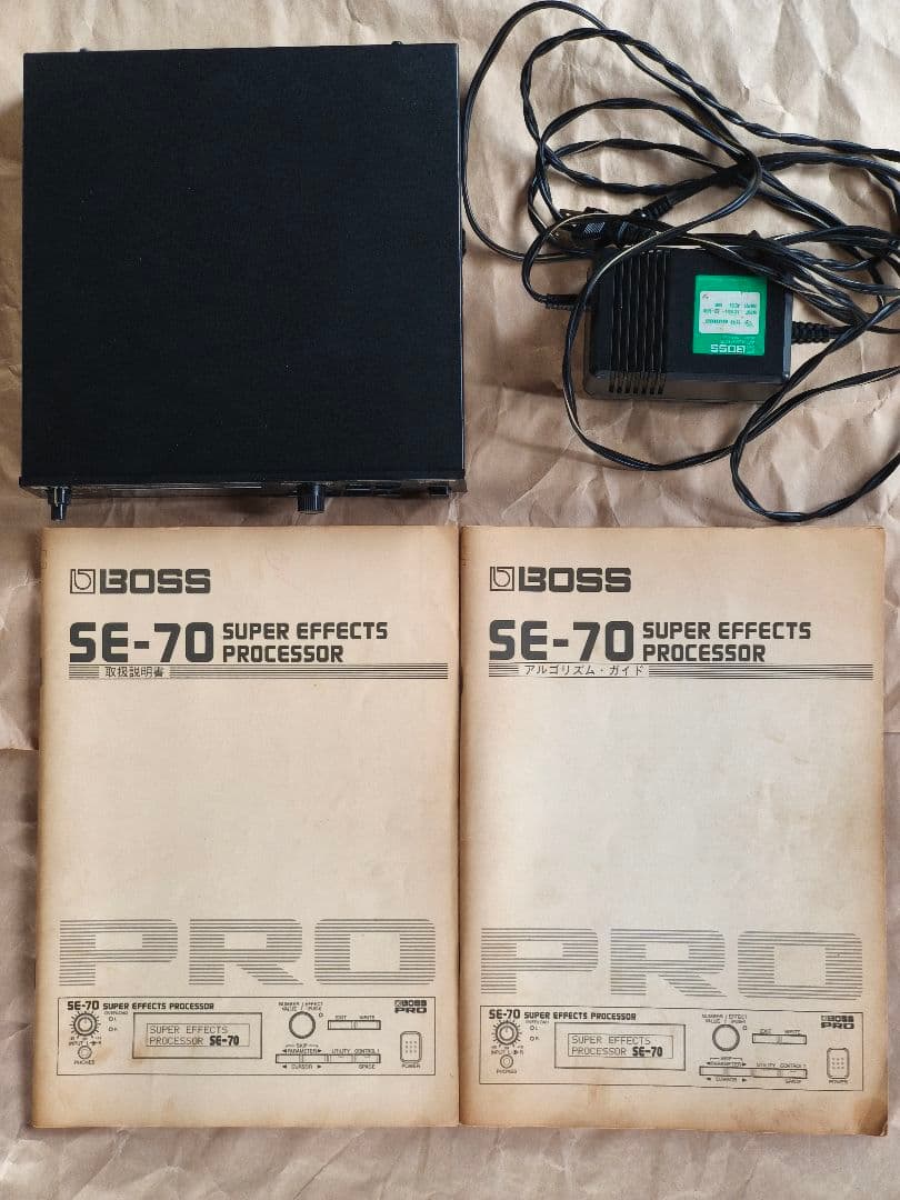 BOSS SE-70 マルチエフェクター 中古動作品少し難あり
