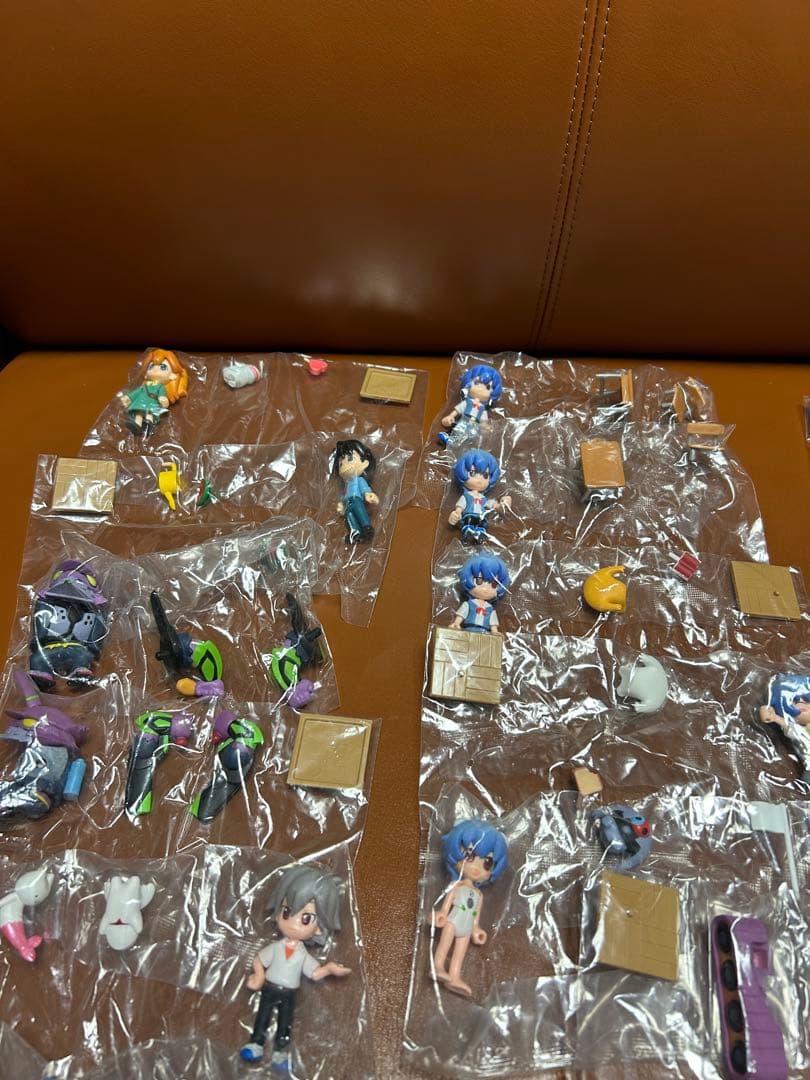 新品未開封 エヴァンゲリオン ぷちえゔぁ 25個 綾波レイ アスカ 加持リョウジ