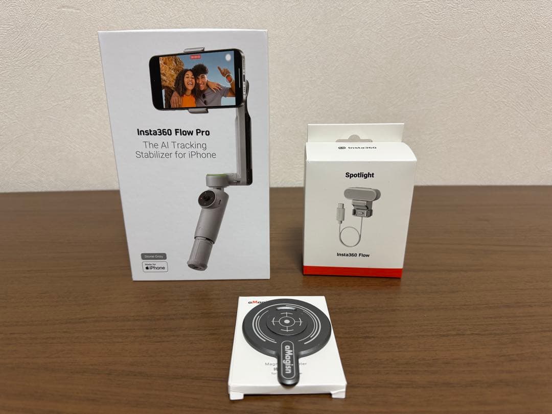 【中古・美品】Insta360 Flow Pro 第1世代 スポットライト付