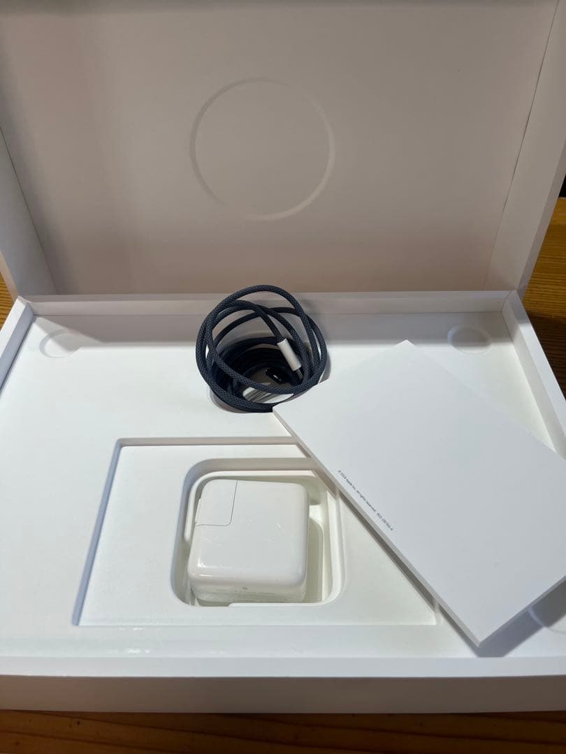 最終値下早い者勝ち！ほぼ新品MacBook Air M3 2024 13 インチ