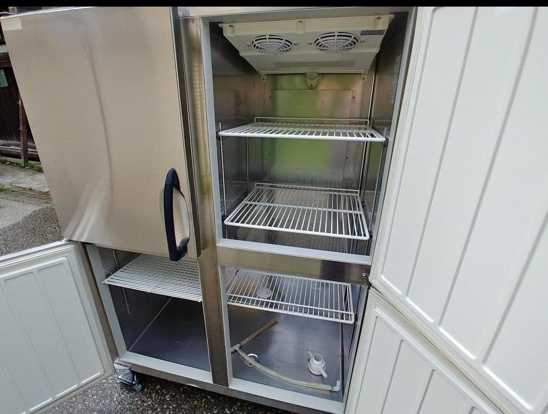 DAIWA 4ドア冷蔵庫 エコノンフロン