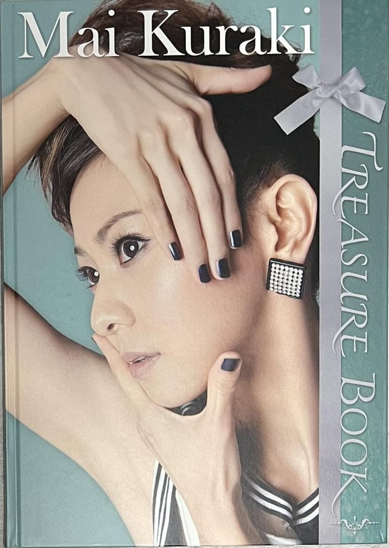 ミュージシャン Mai Kuraki Treasure Book