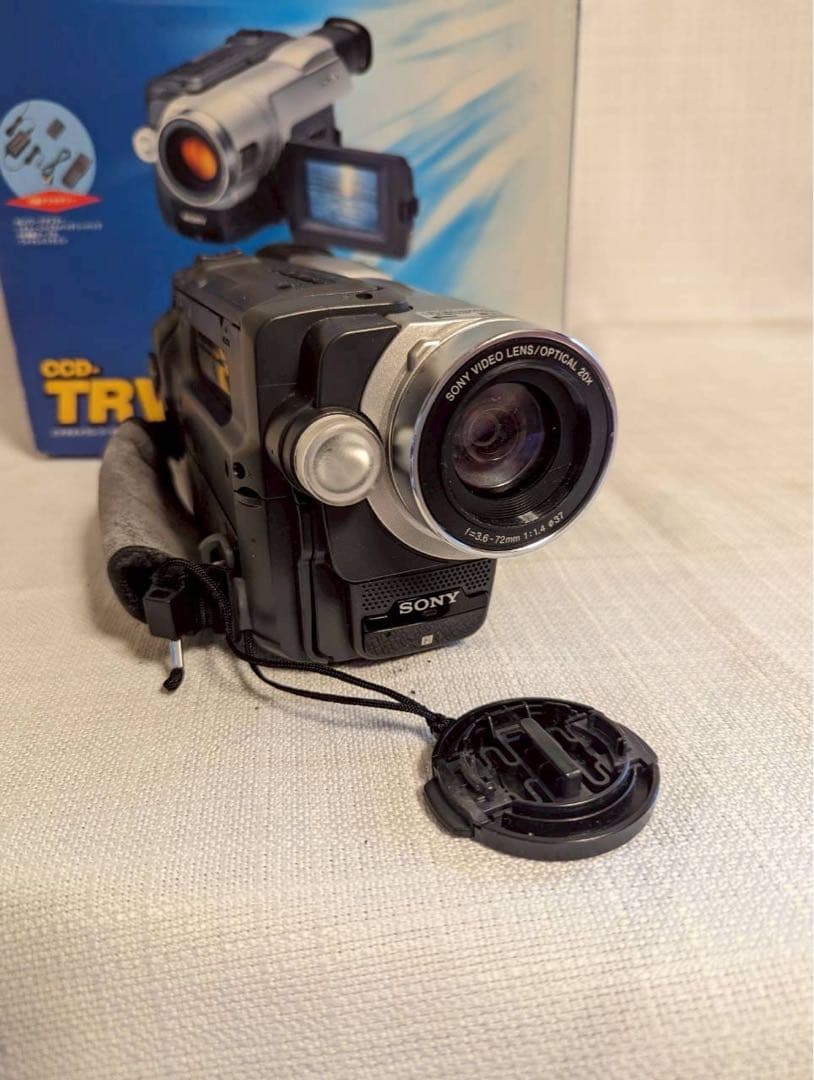 ビデオカメラ Sony Handycam TRV96K Hi8