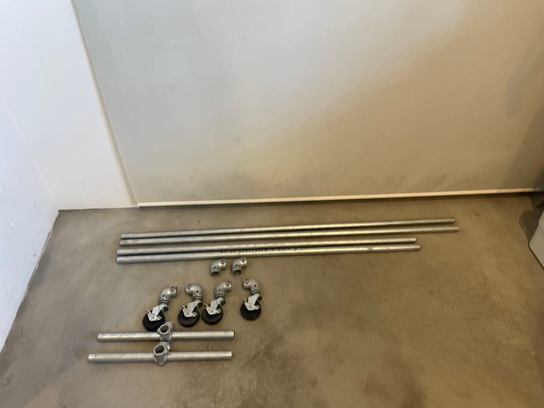 【英国製Kee Klamp使用】インダストリアル ハンガーラックキャスターガス管