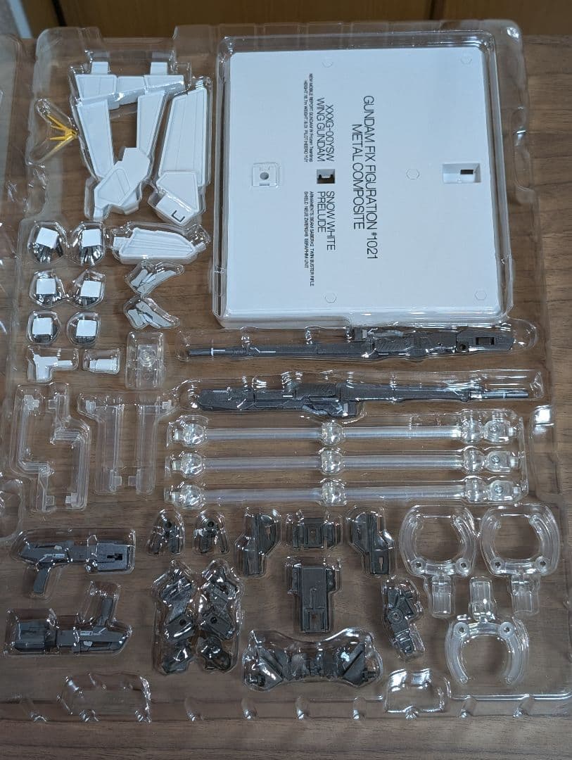 L COMPOSITE ウイングガンダム スノーホワイトプレリュード