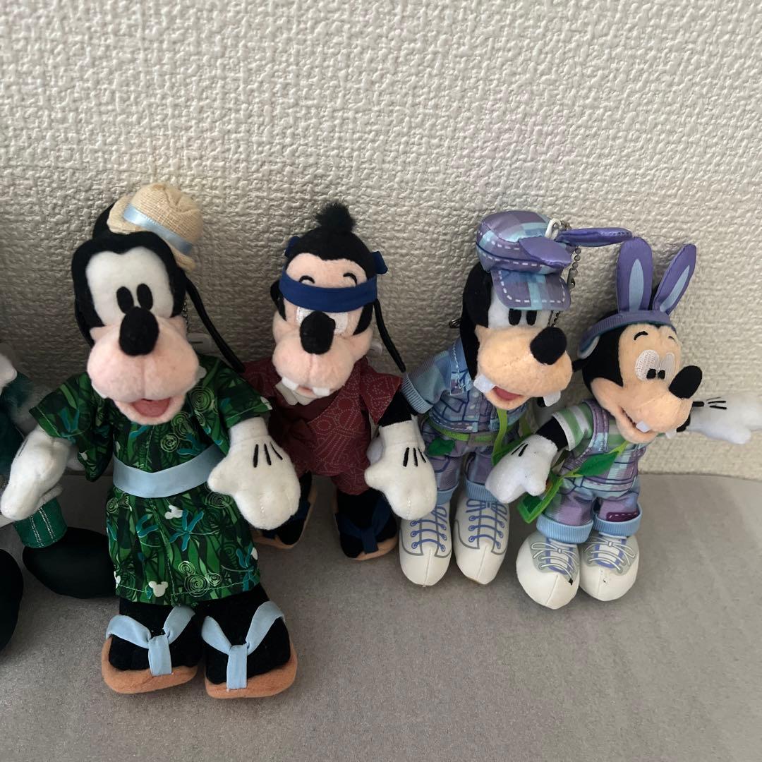 グーフィーぬいぐるみバッジ　マックスぬいぐるみバッジ2体　　　　まとめ売り