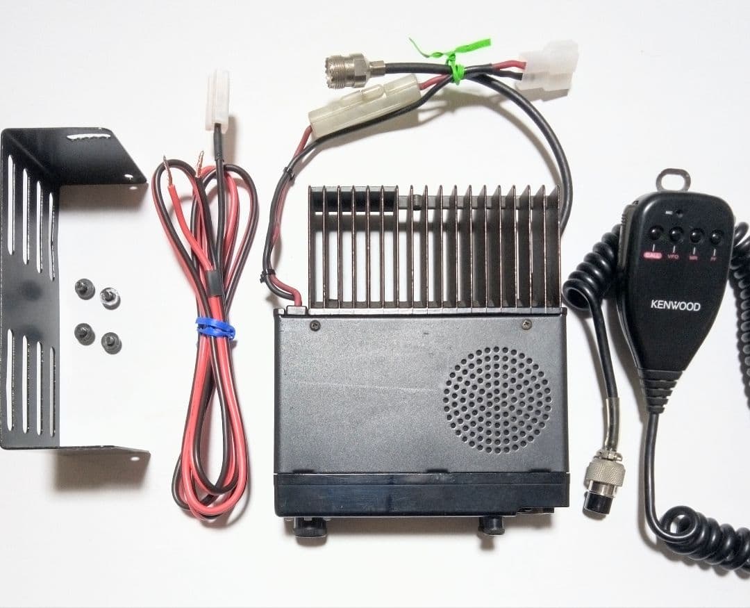 ケンウッド製　TM-231S (145・50w) ハイ・パワーモービル 機