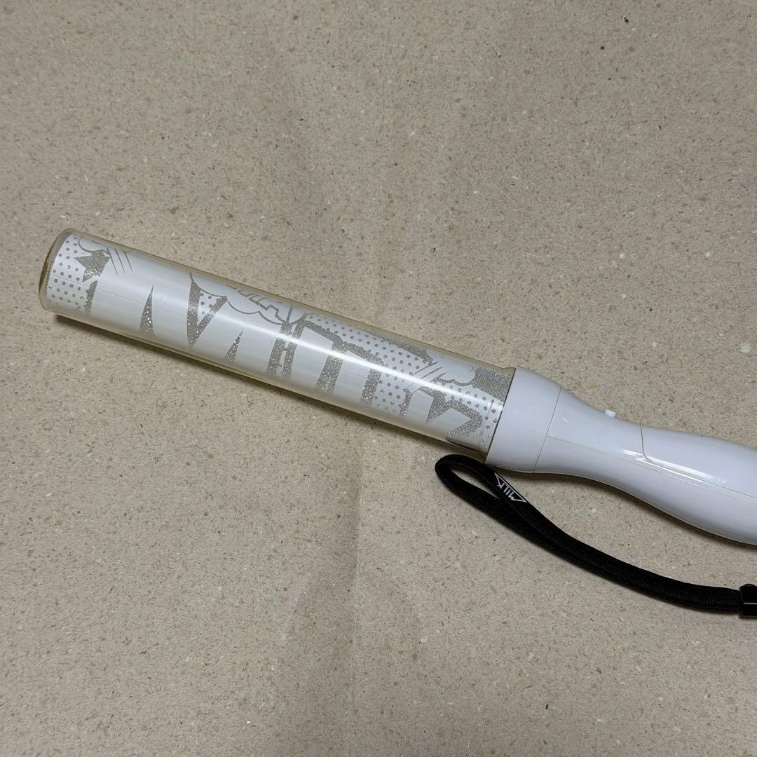 M!LK わちゃくー カラチェンペンライト