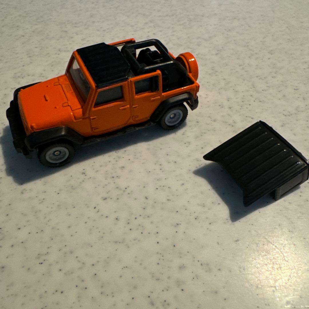 トミカ8台セット