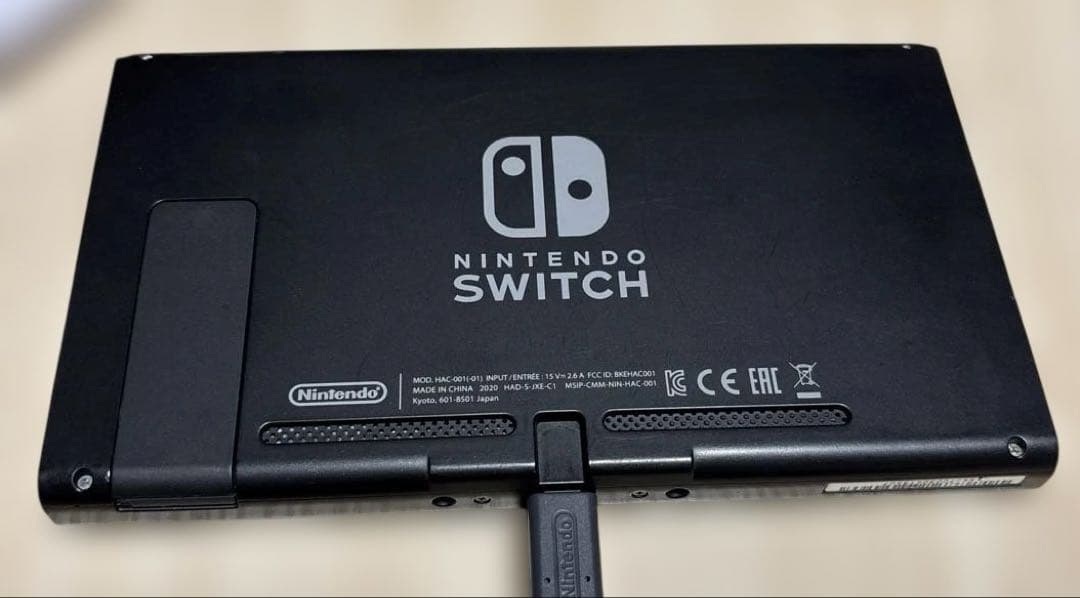 S*い様 Nintendo Switch 本体 （動作確認済み）