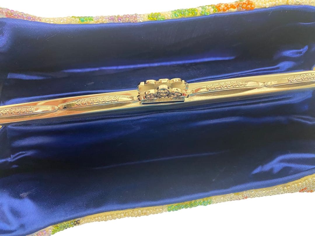 希少　ピーズハンドバック　刺繍ビーズ