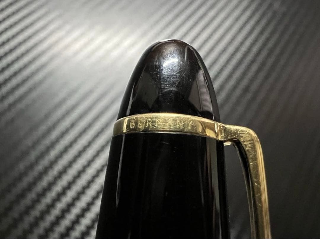 モンブラン マイスターシュテュック ルグラン 146 万年筆 ブラック 中白 F