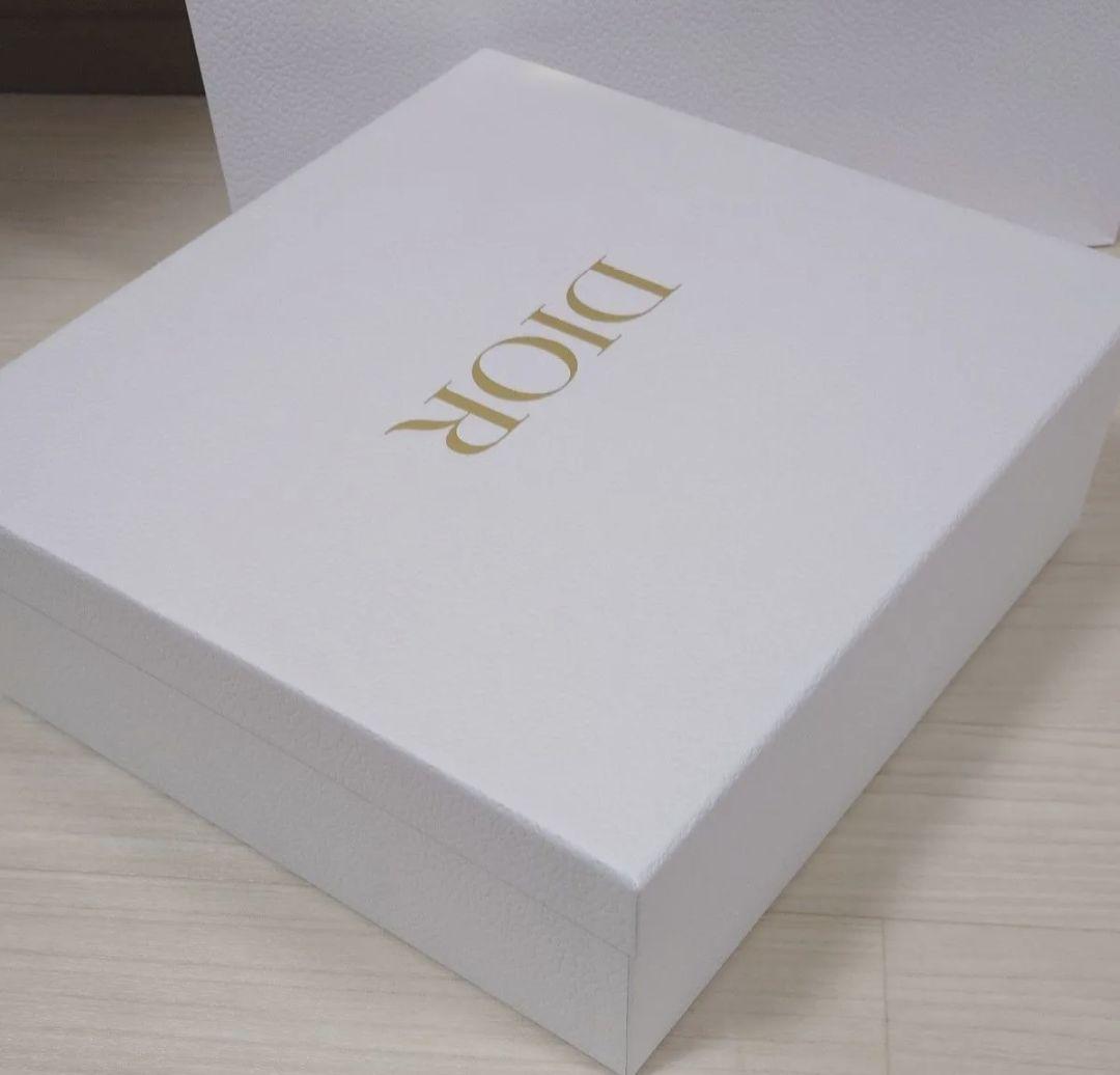 ディオール　まとめ売り　空箱　ショッパー　ギフト　ギフトセット　SNS