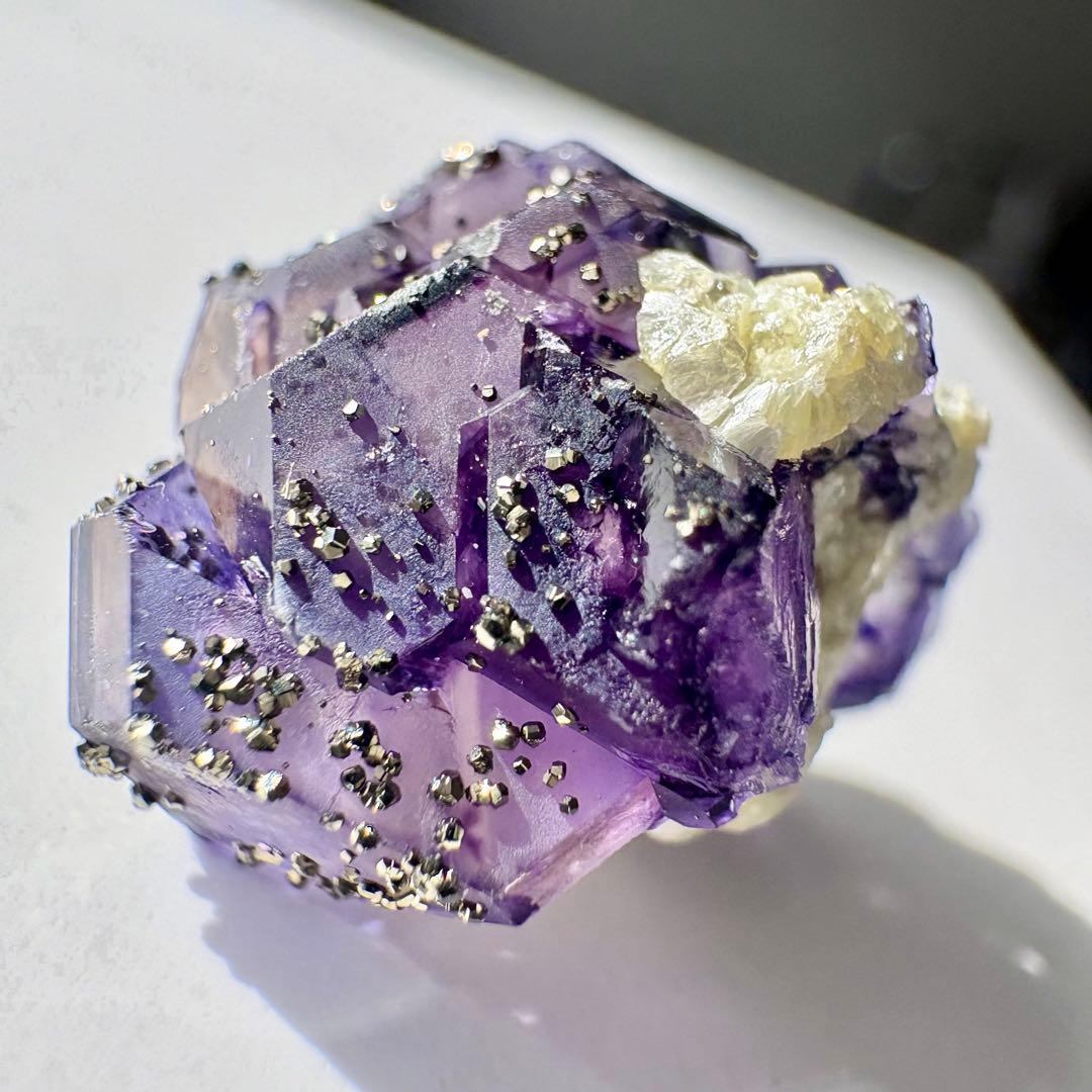 561 中国 内モンゴル産 フローライト&パイライト