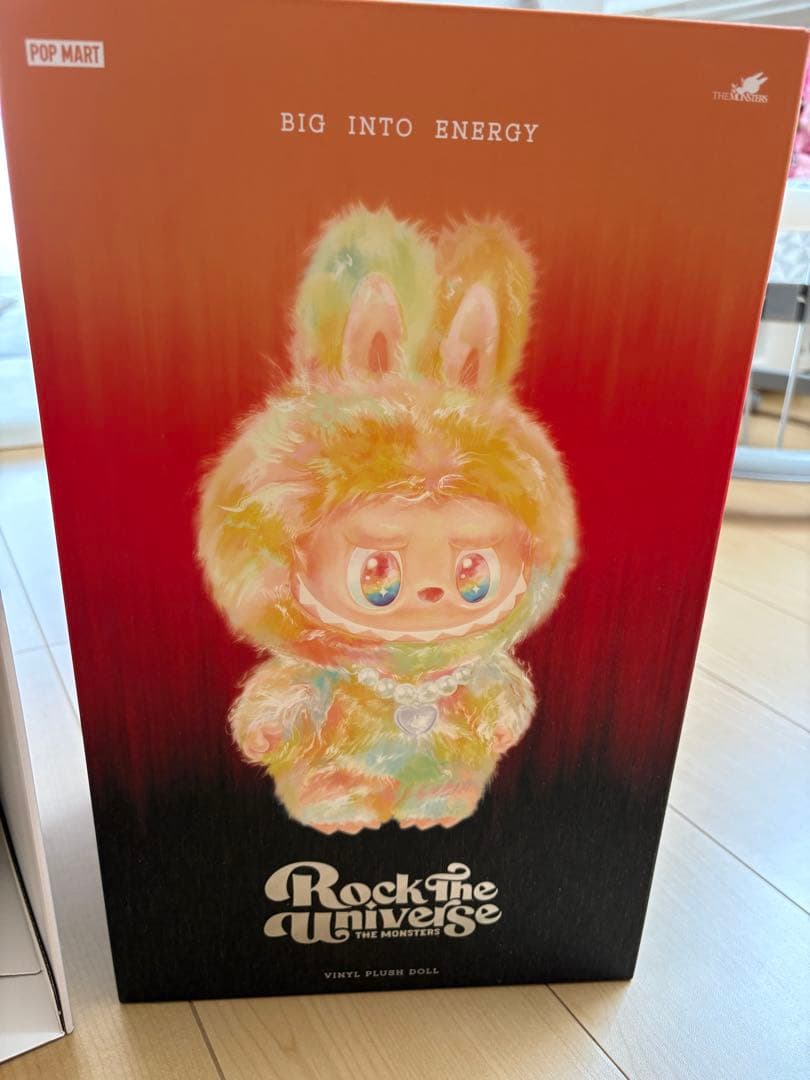 ラブブ　POP MART Rock The Universe ぬいぐるみ