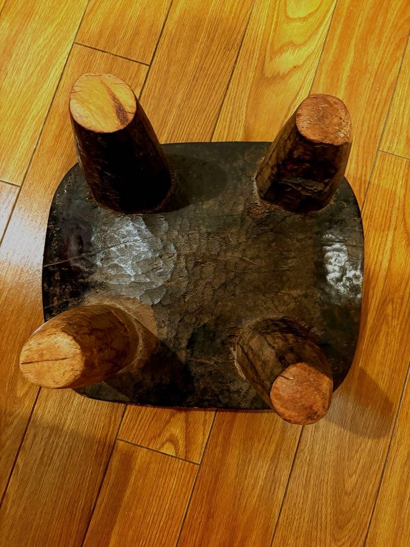 【夏の終わりのお値下げ】セヌフォ族 スツール コートジボワール 椅子