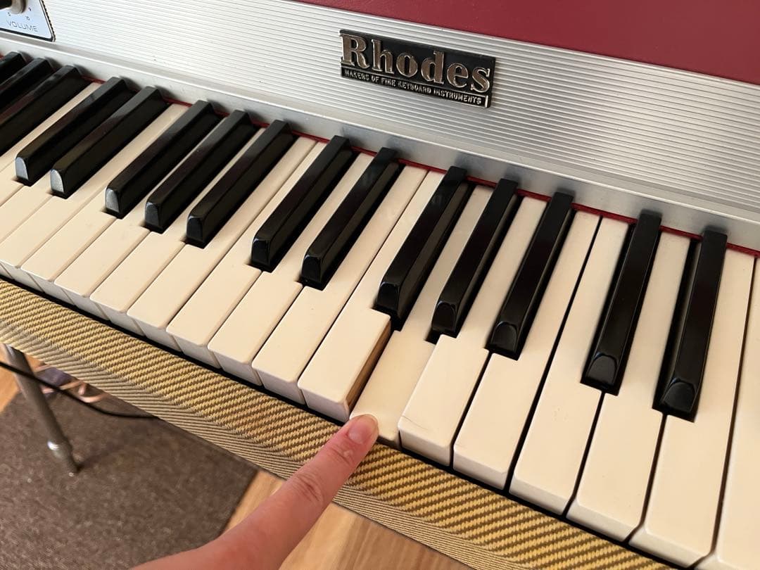Rhodes Mk1 Stage 73鍵／1975年製