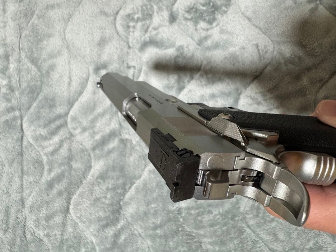 東京マルイ ガスブローバックガン ハイキャパ5.1ステンレス