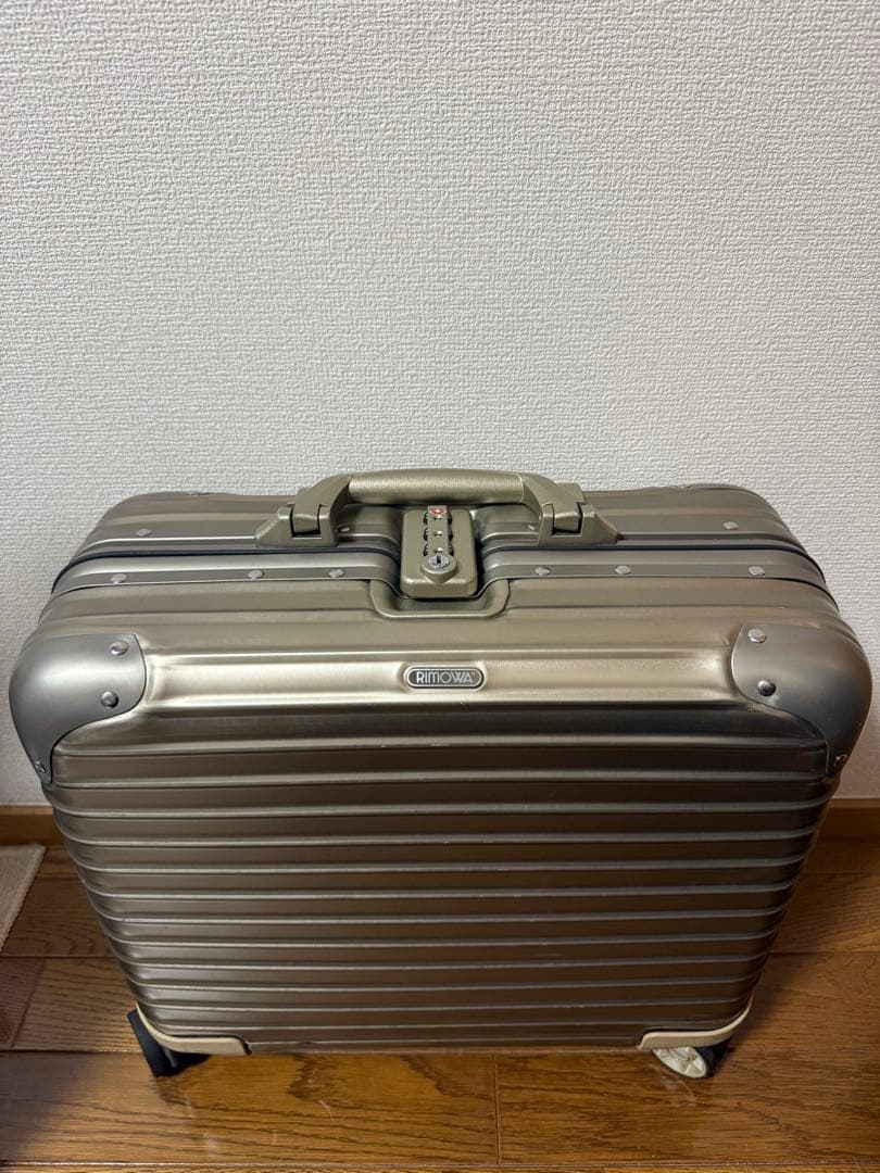 【美品】リモワ Business Multiwheel 4輪
