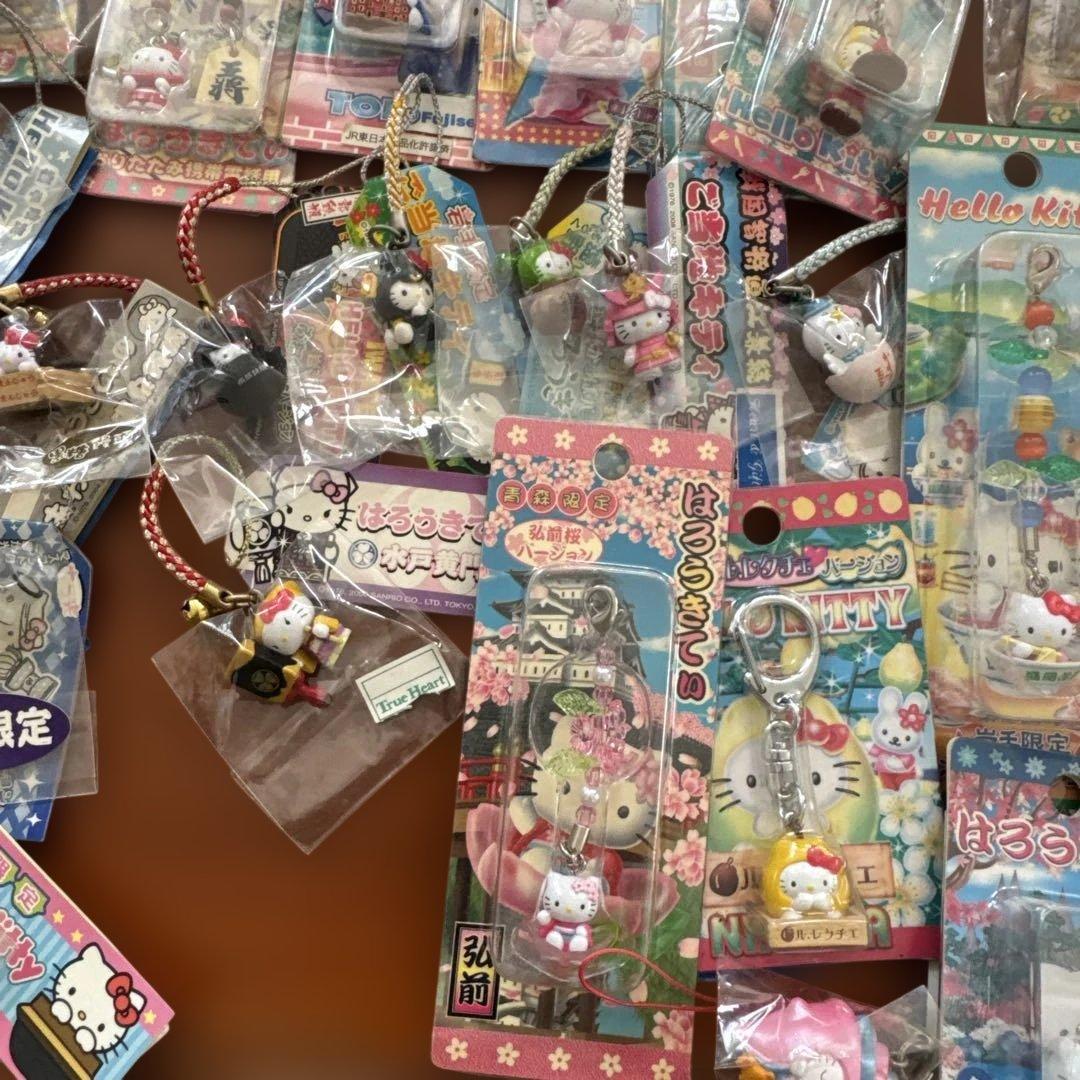 ご当地限定　ご当地キティ　ハローキティ ストラップセット 多数