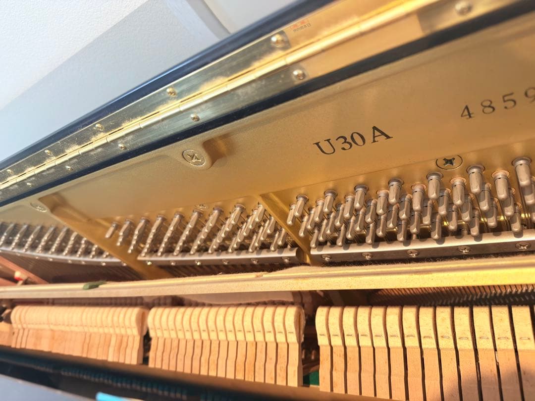 YAMAHA ヤマハ　アップライトピアノ　U30A