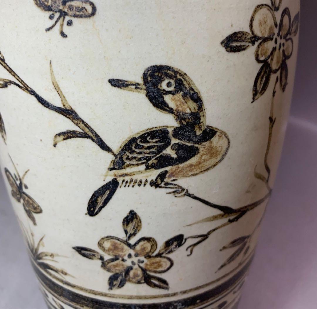 中国 花鳥蝶の絵瓶　u6230906