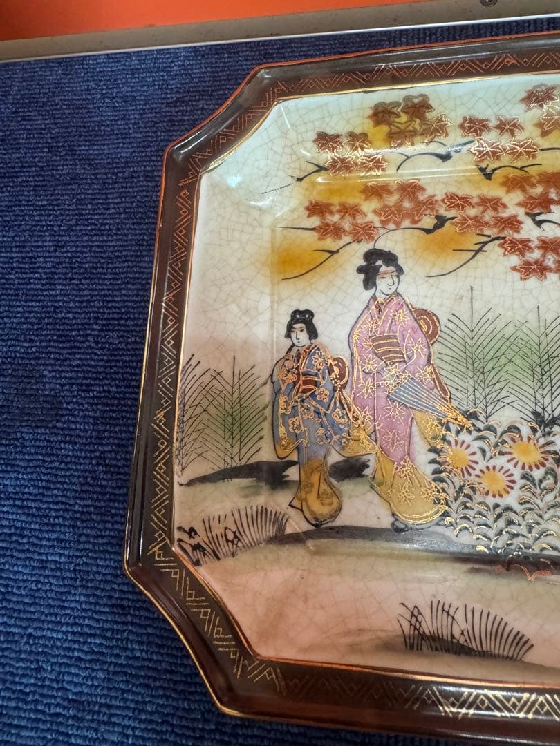 1831  薩摩焼　花草美人図　皿　20cm 時代物