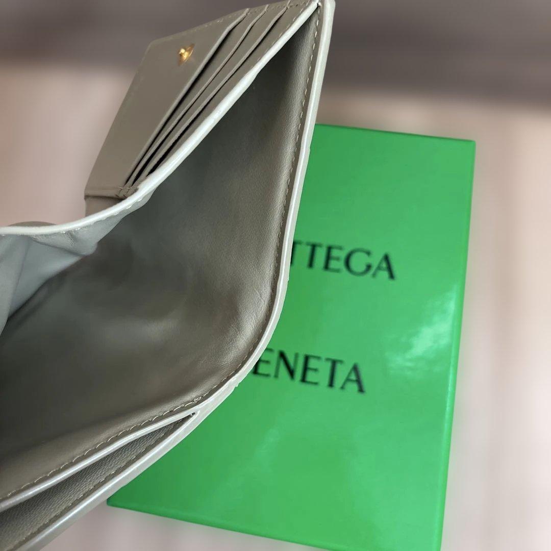 BOTTEGA VENETA 二つ折財布　カセット