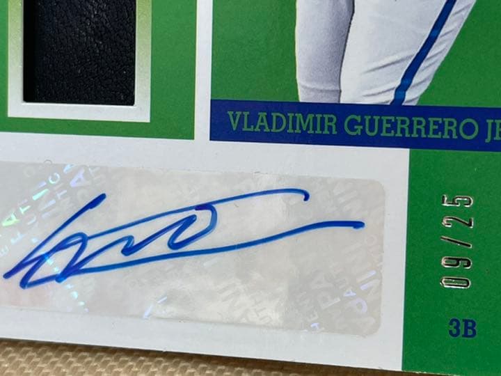 Vladimir Guerrero Jr ルーキー直筆サインカード　25枚限定！