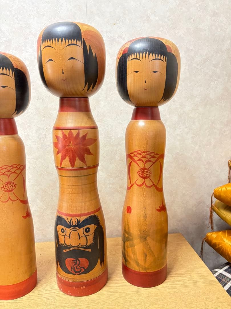 伝統的な木製こけし人形6体セット