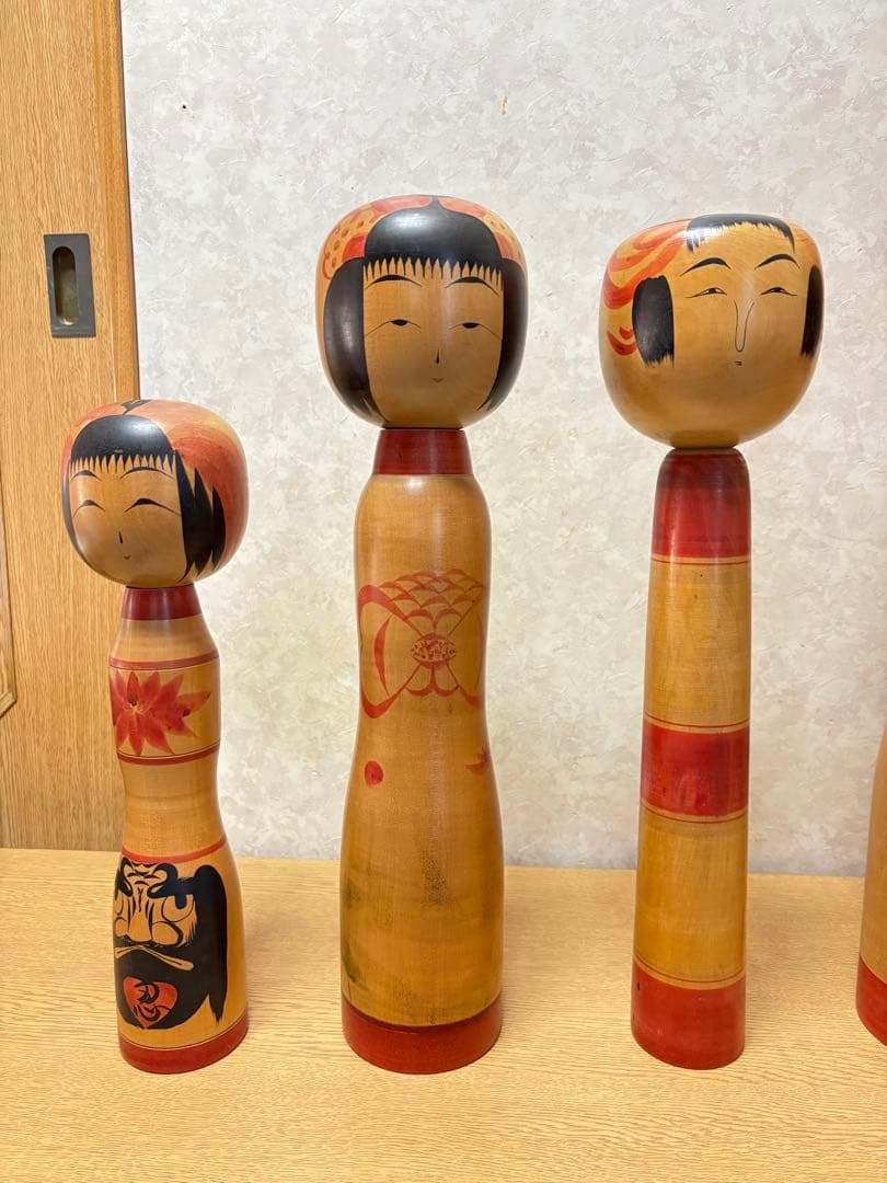 伝統的な木製こけし人形6体セット