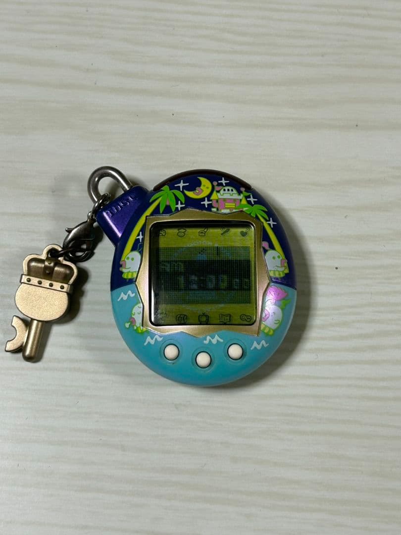 夢のロイヤルふぁみりー たまごっちプラス　ウラじんせーエンジョイたまごっちプラス