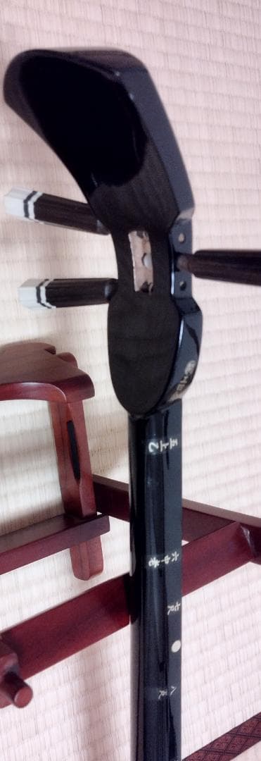 沖縄三線　パラシュート三線　迷彩柄 ツメ・チューナー付き