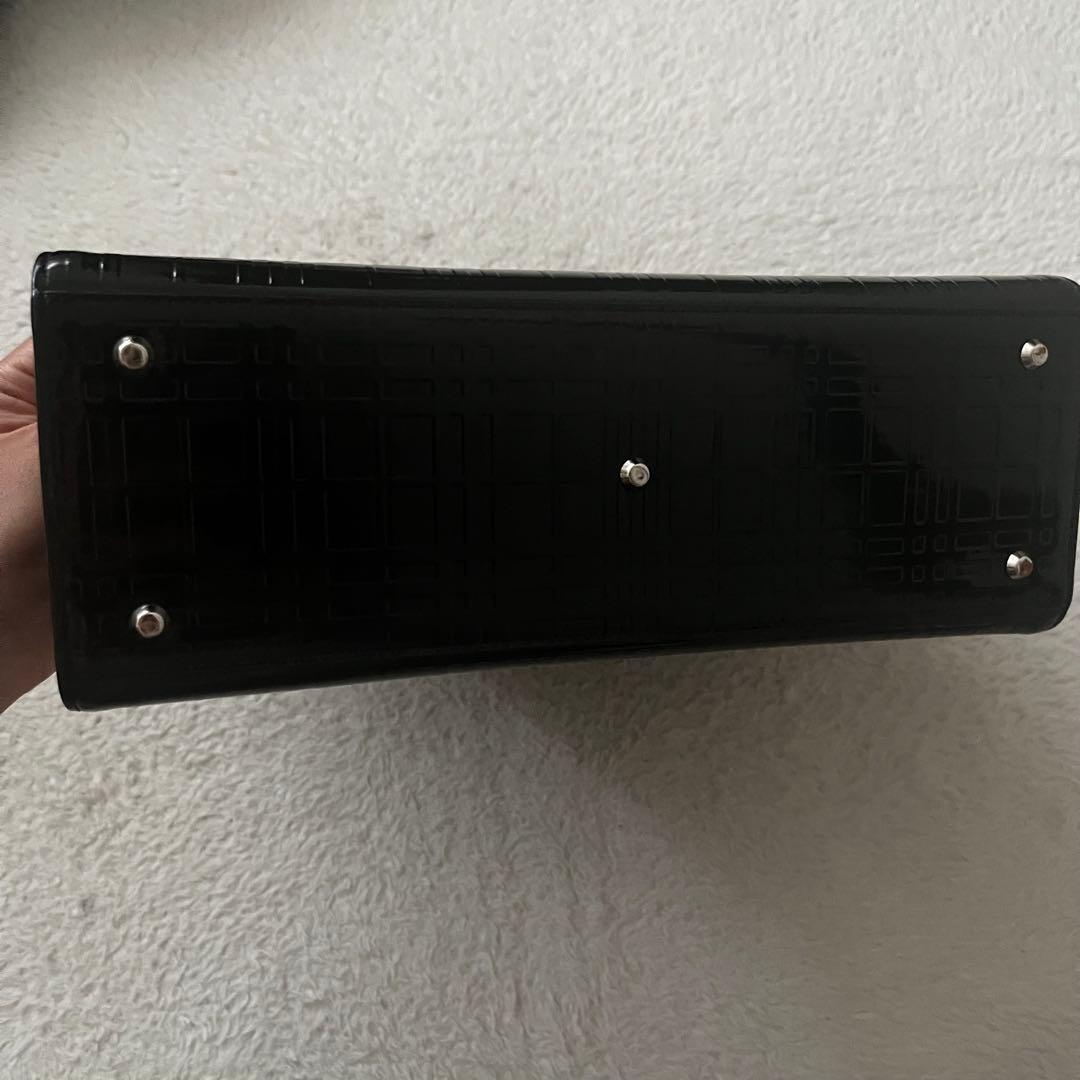 BURBERRY ブラック ハンドバッグ　エナメル　台形