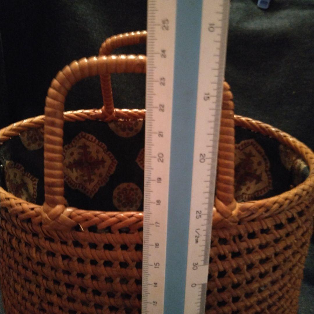 戦前の手提げバック　竹製？ 骨董　和更紗　中古品　アンティーク　着物