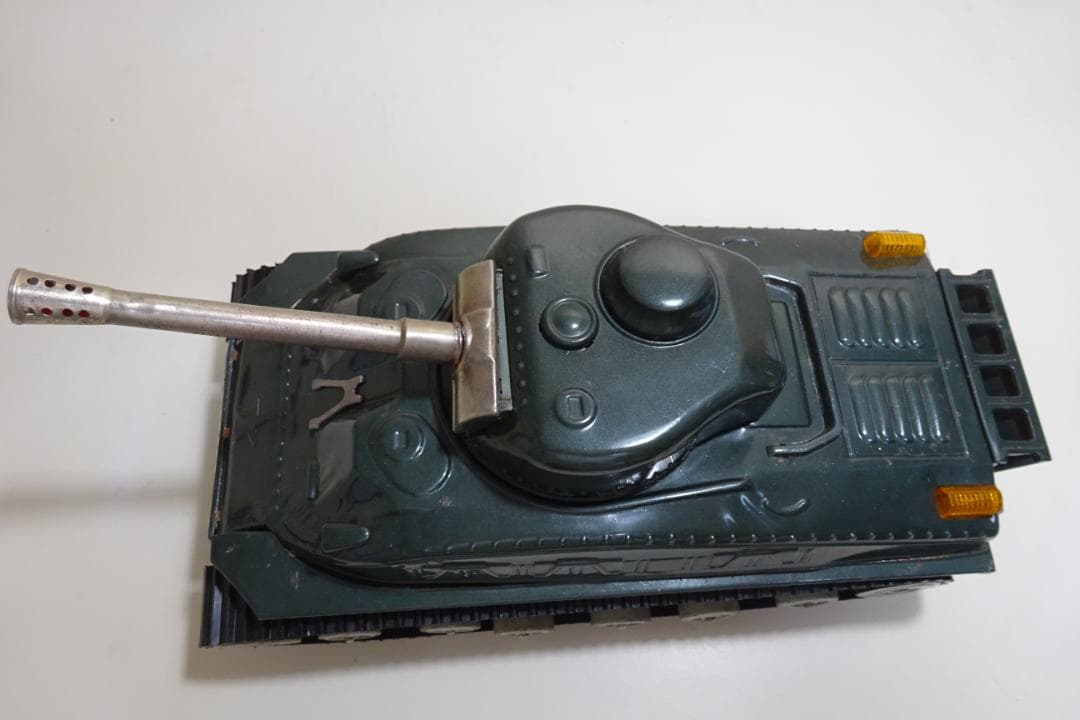 動画あり！！★米澤玩具（ヨネザワ） スピンターンM4シャーマンタンク★