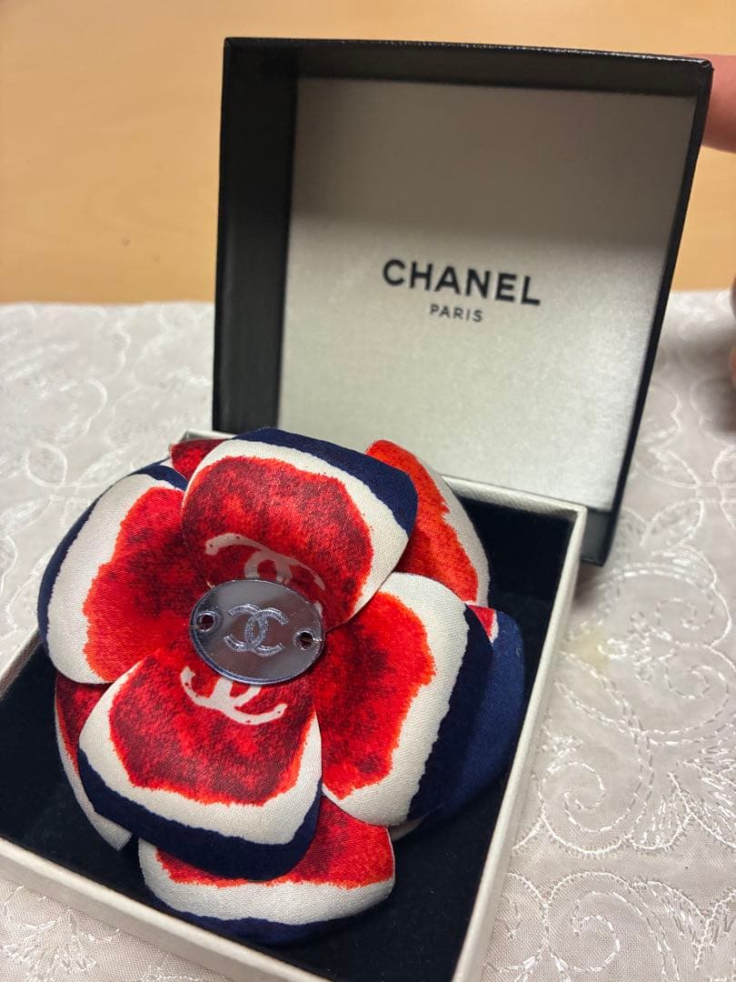 CHANEL 花型ブローチ コサージュ コットン ブローチ
