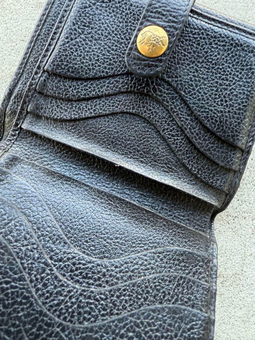 (本日限り)12000円即日発送手配可IL BISONTE 二つ折り財布 黒