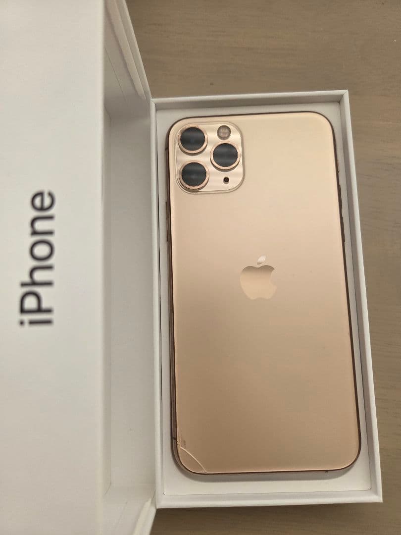iPhone11pro　256GB
