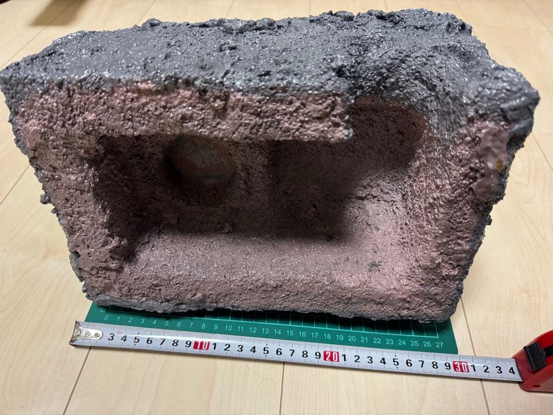 爬虫類用 岩型ウェットシェルター 二部屋構造｜湿度ゾーン付き 大型・一点物