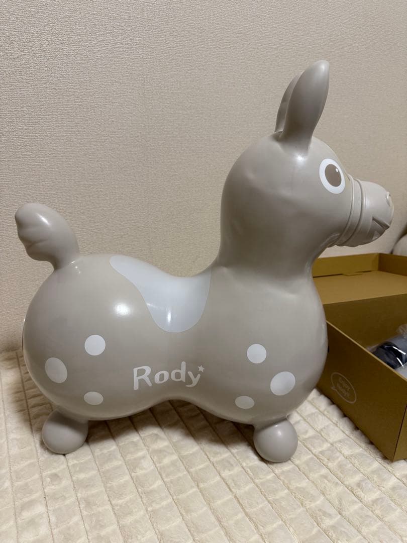 RODY ロディ　バランスボールトイ　限定色　グレージュ
