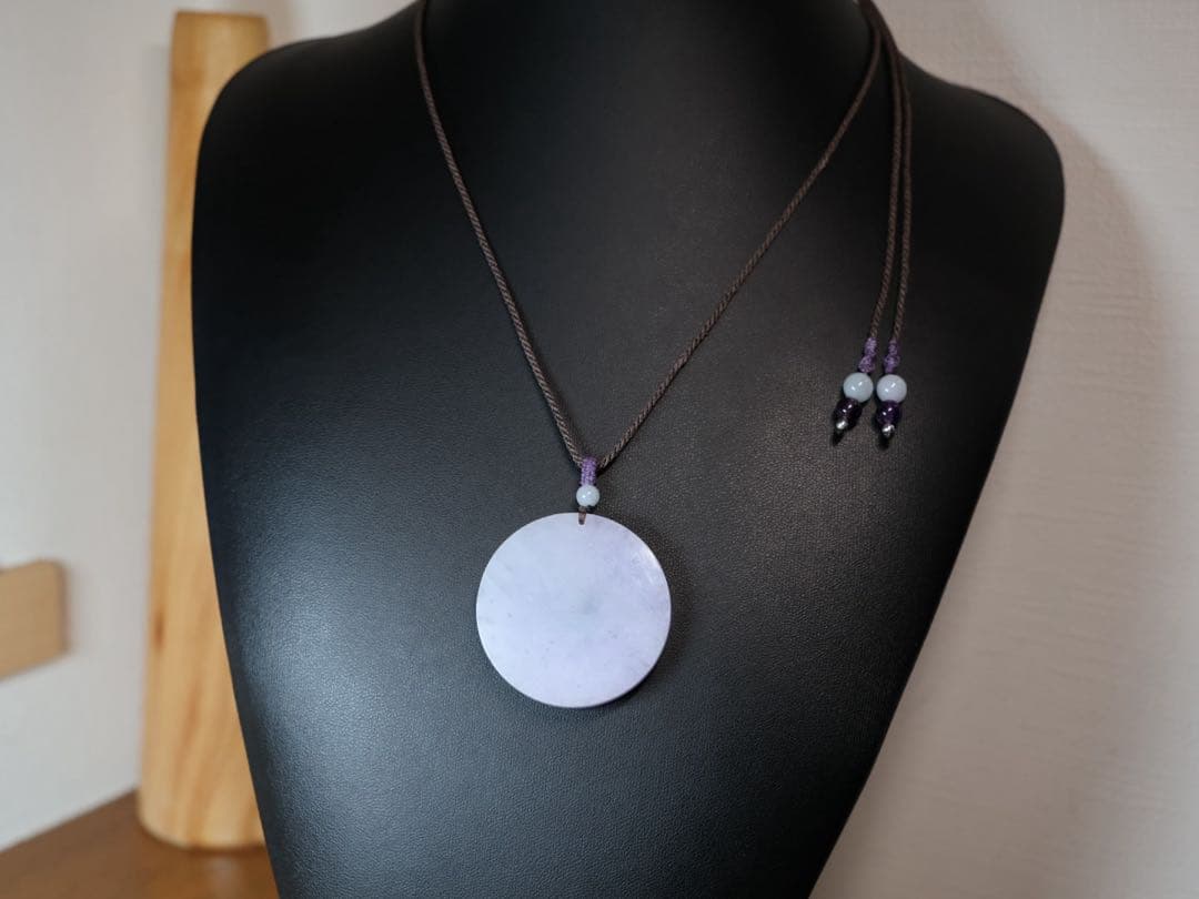 翡翠ひすい　(無事) マクラメ　ネックレス