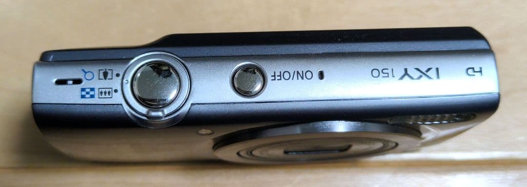 Canon IXY150　コンパクトデジカメ