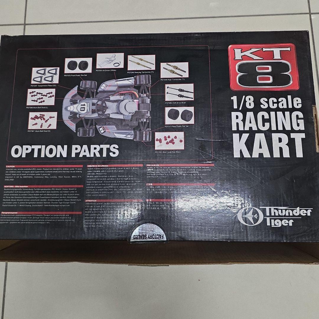 Thunder Tiger KT8 1/8スケール ラジコンカート
