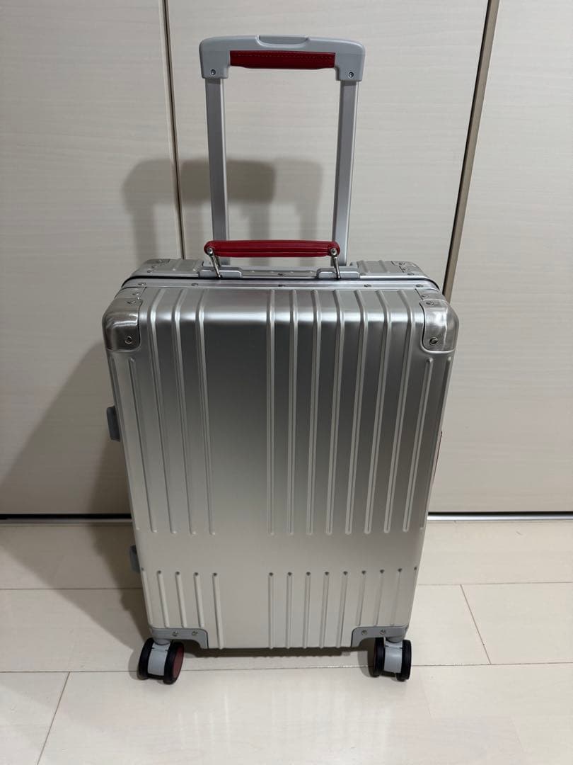 INV1811STP Sterling Silver/Red 36L 新品